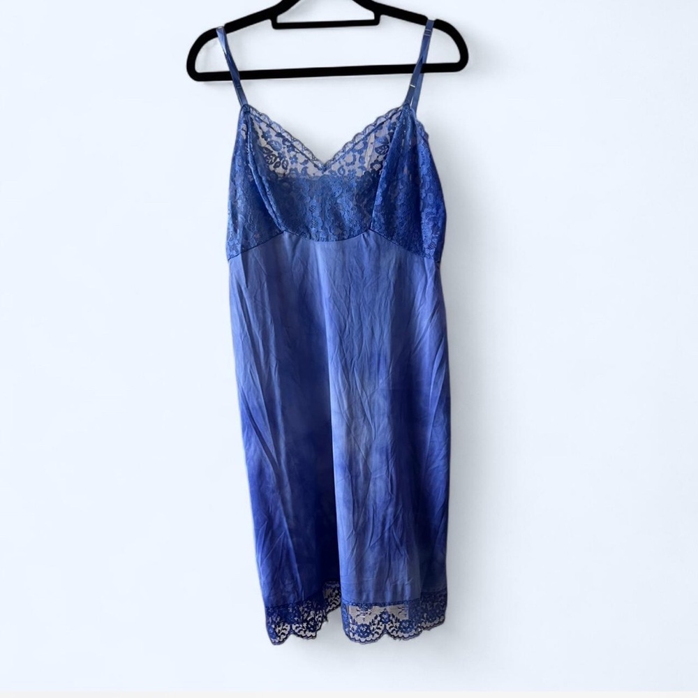 Vintage Tie Dye Blue Lace Slip